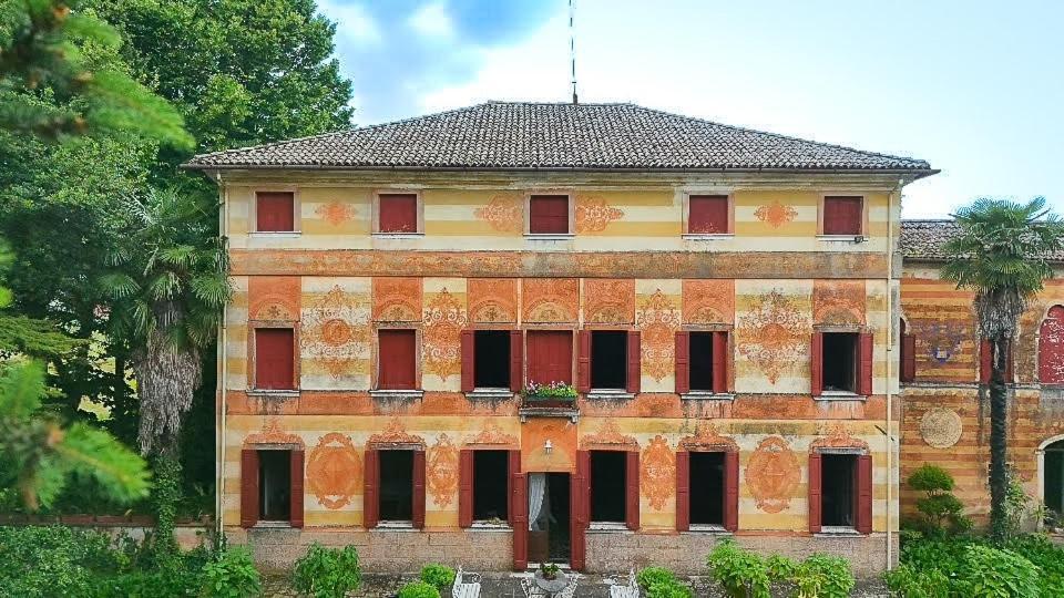 Villa Di Campagna Immersa Nella Natura Zero Branco Zewnętrze zdjęcie